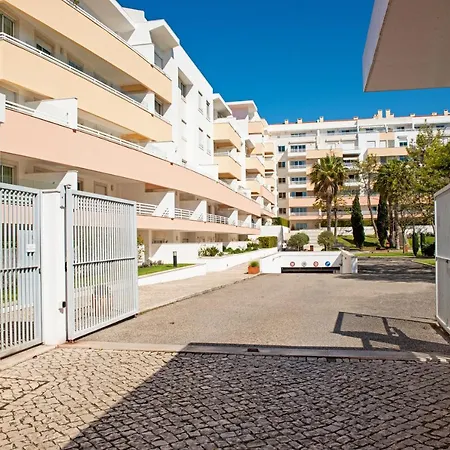 Apartamento Bafureira Cascais Apartment; Privado Com Piscina *