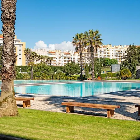 Bafureira Cascais Apartment; Privado Com Piscina Parede